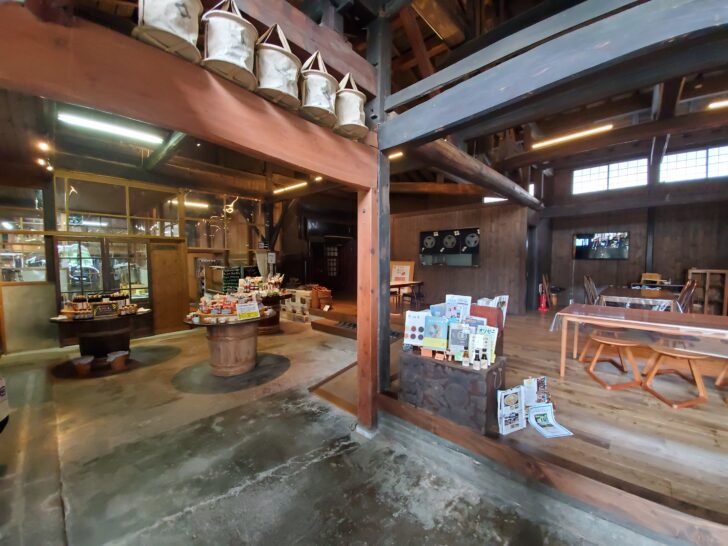 秋田県は 発酵文化 が盛ん。種類がありすぎて、未だに味噌・醤油難民です