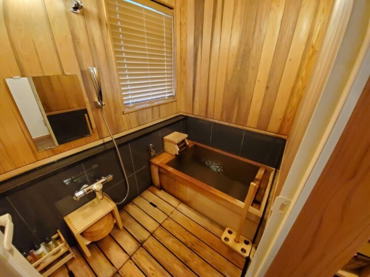 秋田県で 客室風呂 がついている温泉旅館まとめ。好きなタイミングでお風呂に入り放題