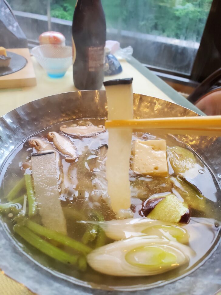  秋田 で初めて出会った食べ物達・・・豆腐カステラっていったい？