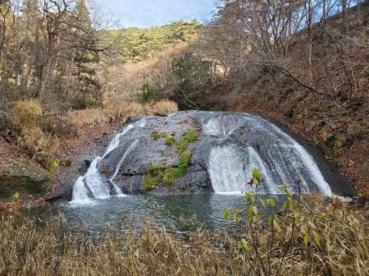 花巻温泉郷 にある「釜渕の滝」国指定の名勝としても有名なパワースポットです